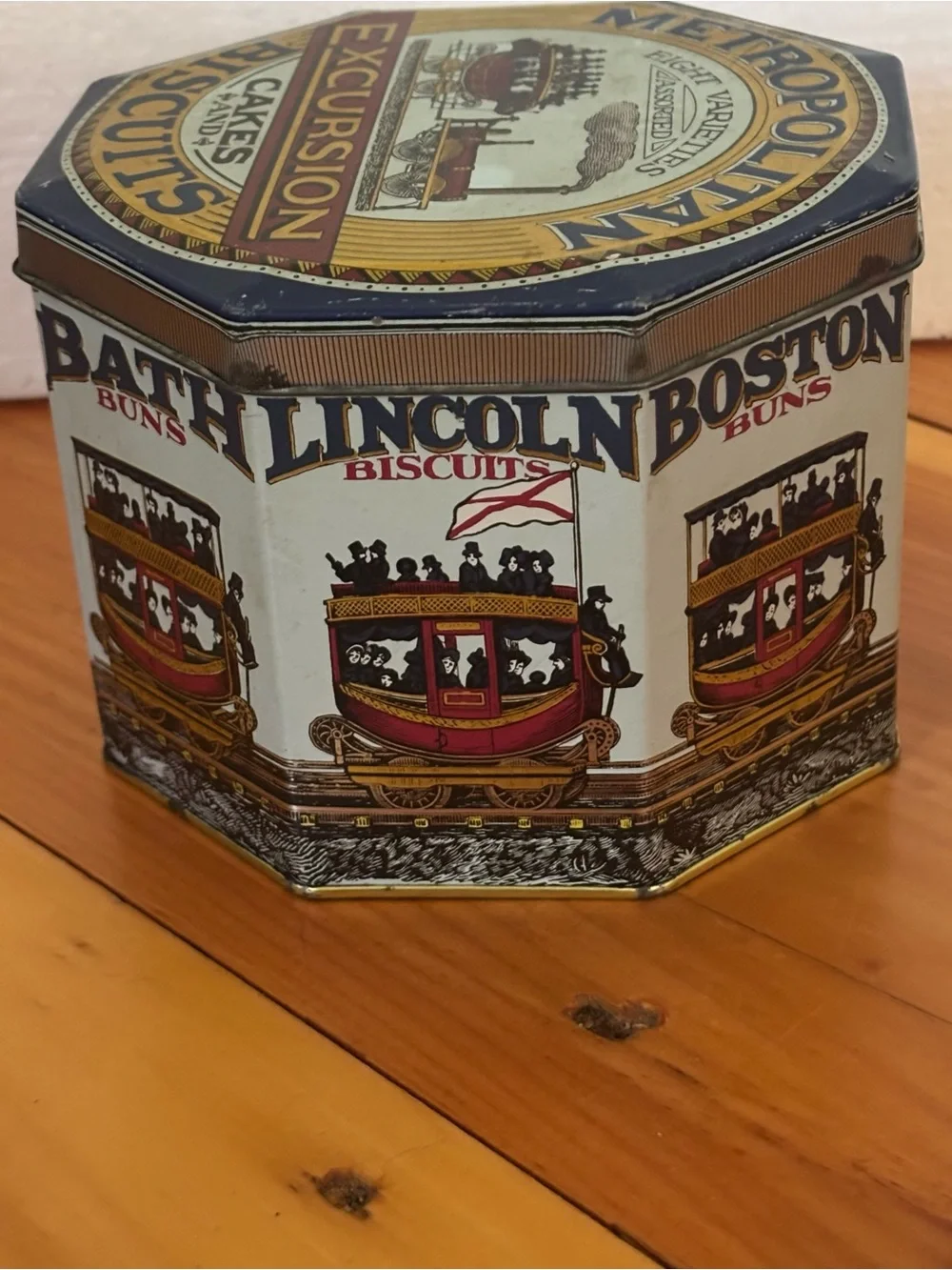Vintage Metropolitan Excursion English Biscuit Tin